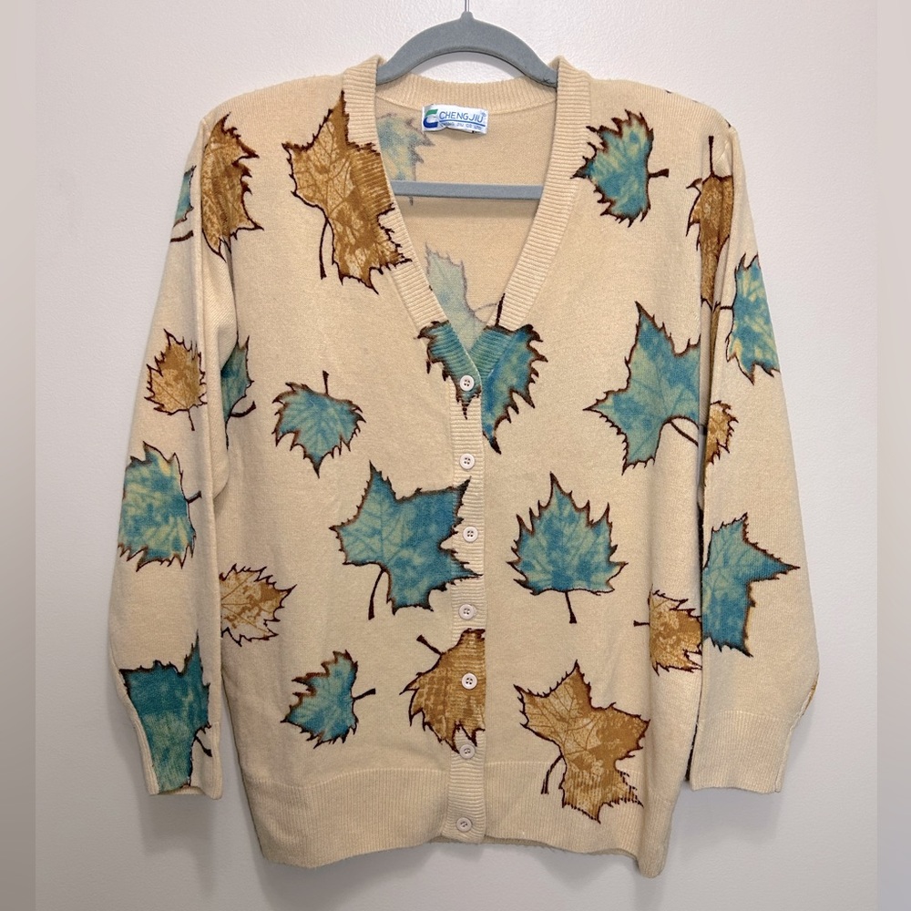 Vintage Cheng Jiu Maple Leaf Cardigan